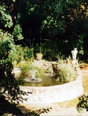 Brunnen im Garten